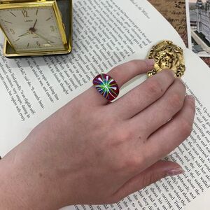 Vintage Lucite Women's Ring